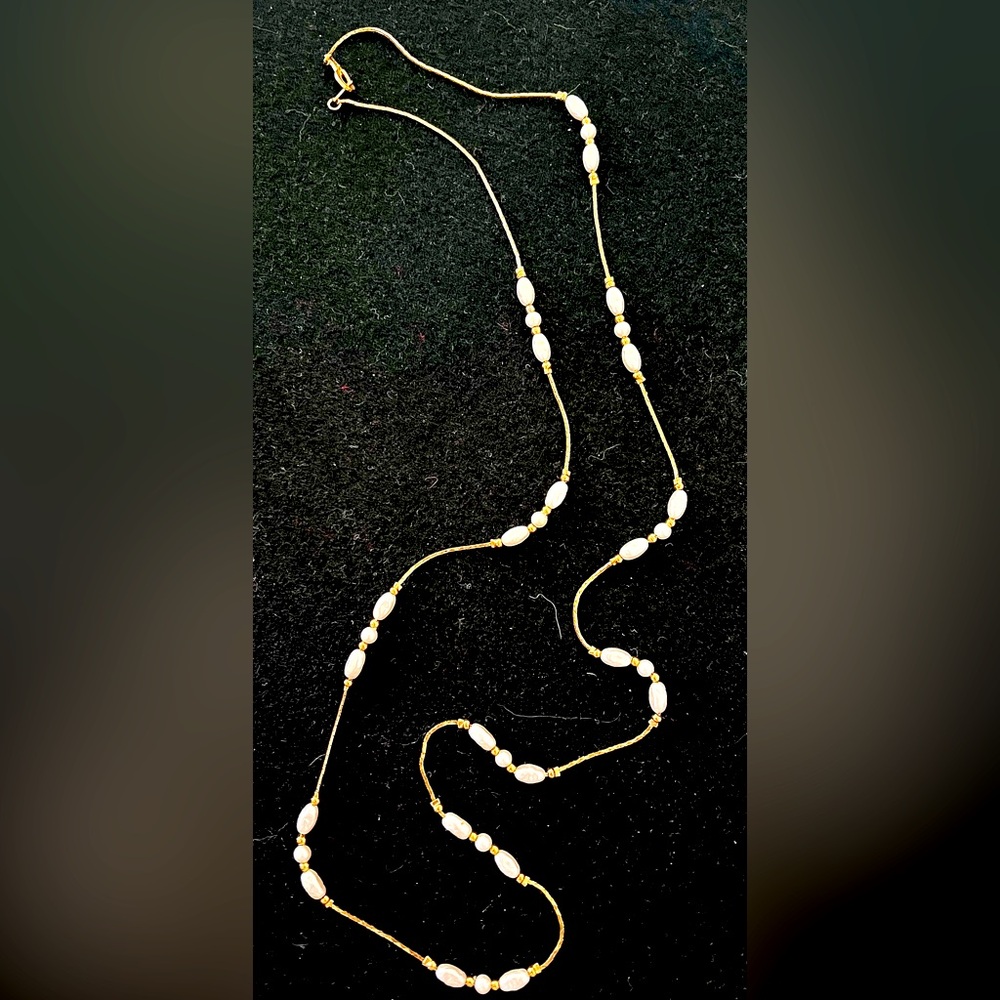 NECKLACE VINTAGE Fashion Gold with Rice Beads 28” No Call Outs